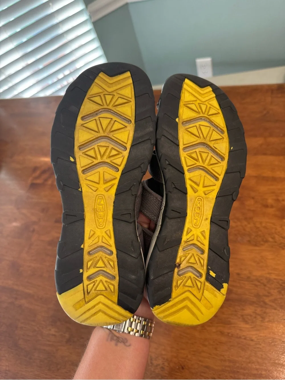 Keen durable outdoor